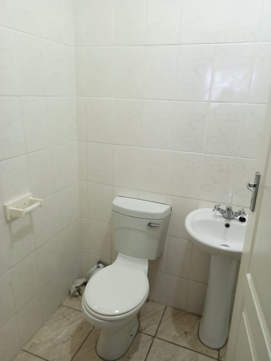 6 Bedroom Property for Sale in Cotswold Eastern Cape